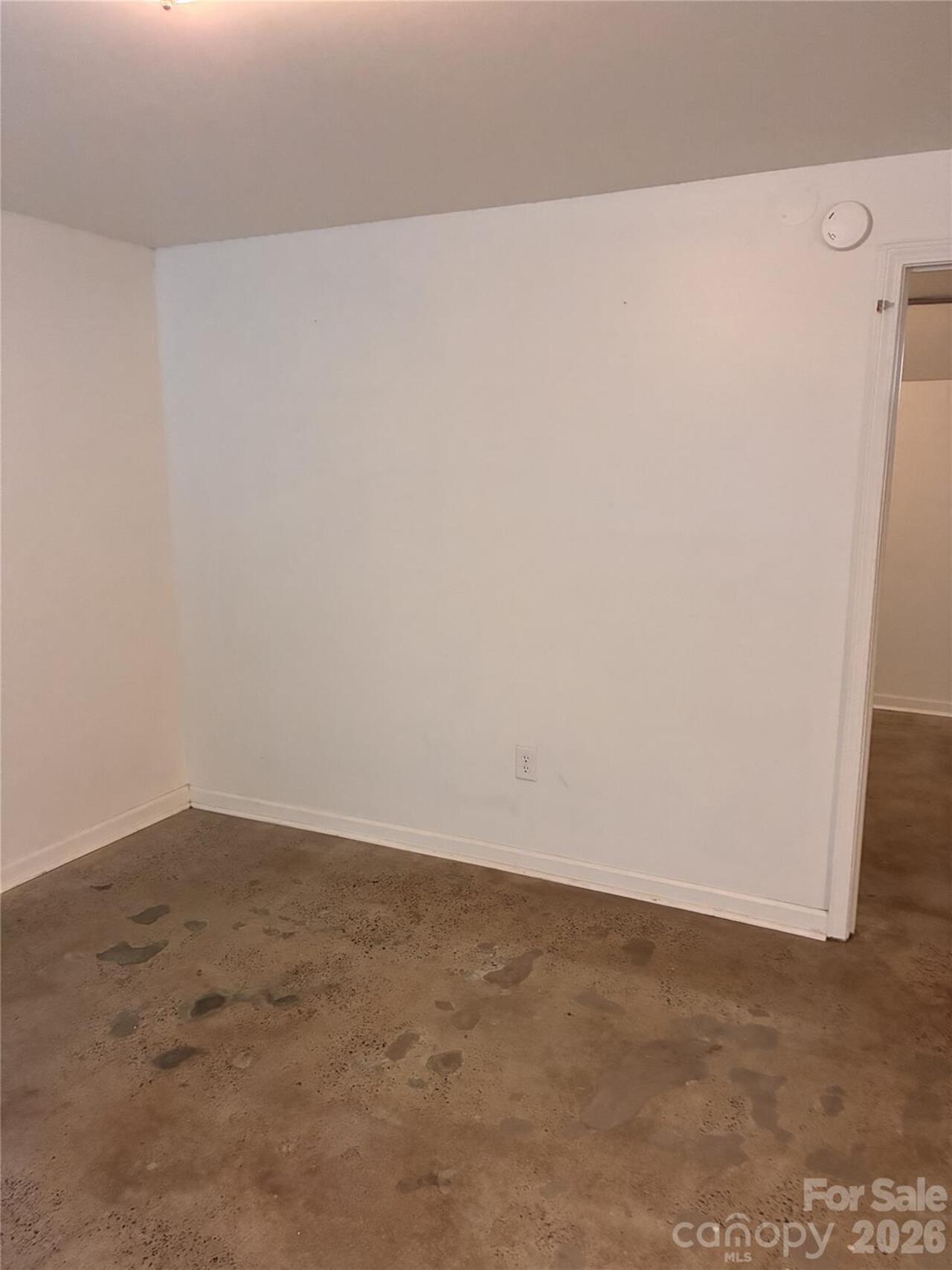 Listing Photo 31