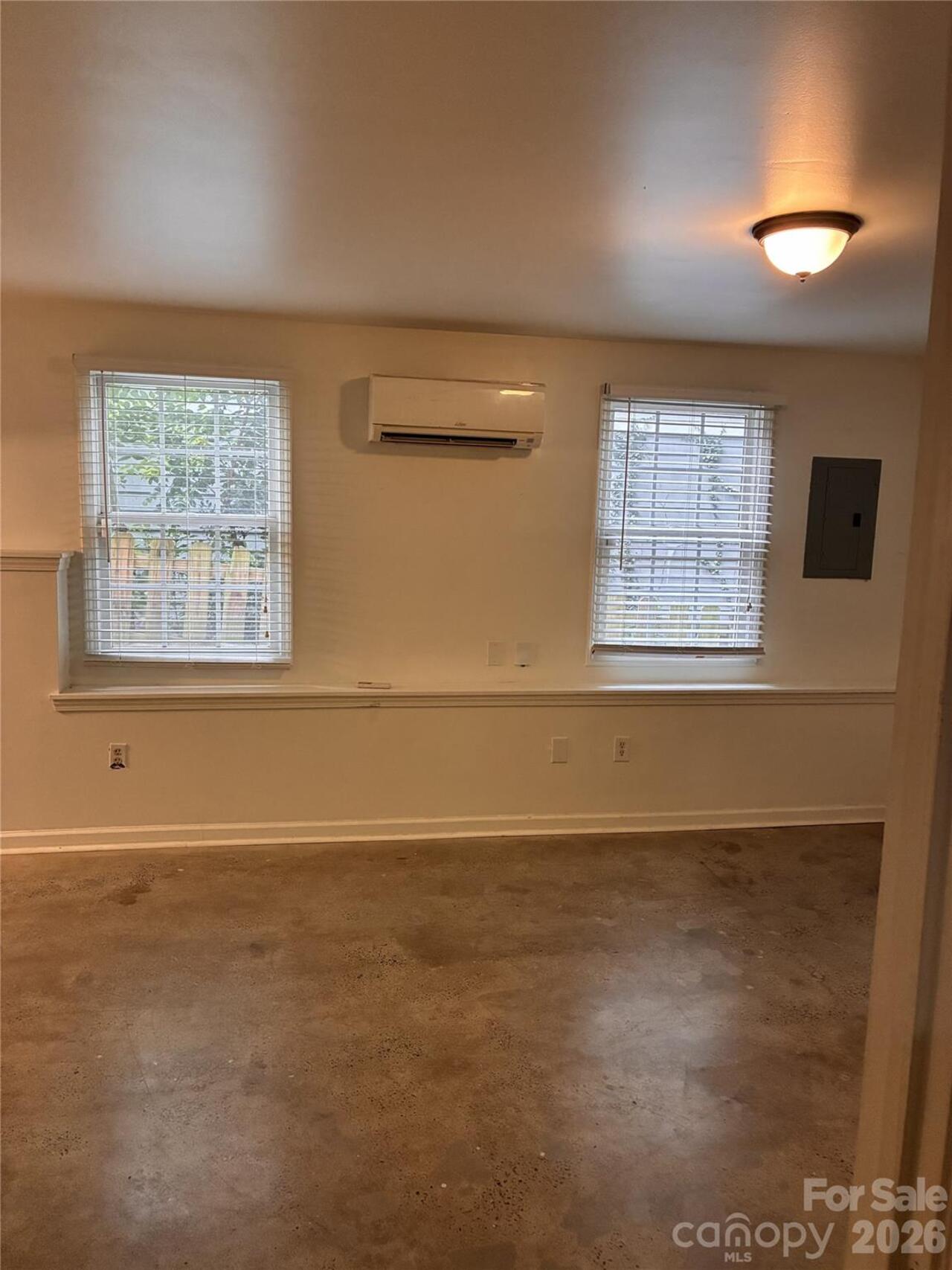 Listing Photo 32