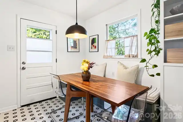 Listing Photo 7