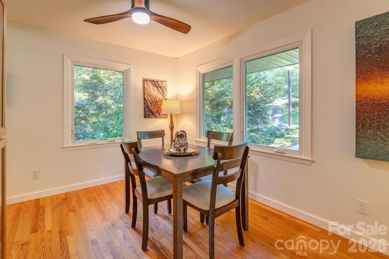 Listing Photo 8