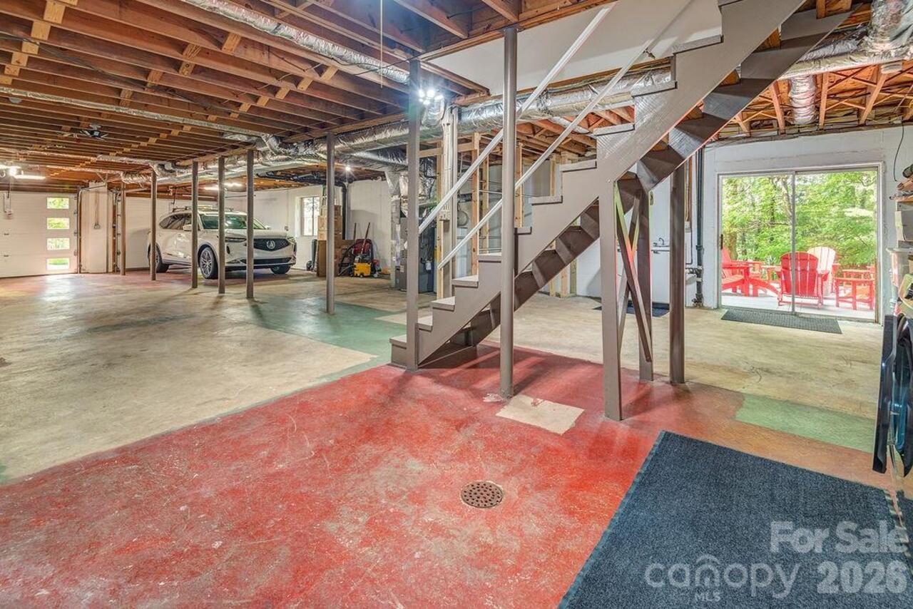 Listing Photo 32