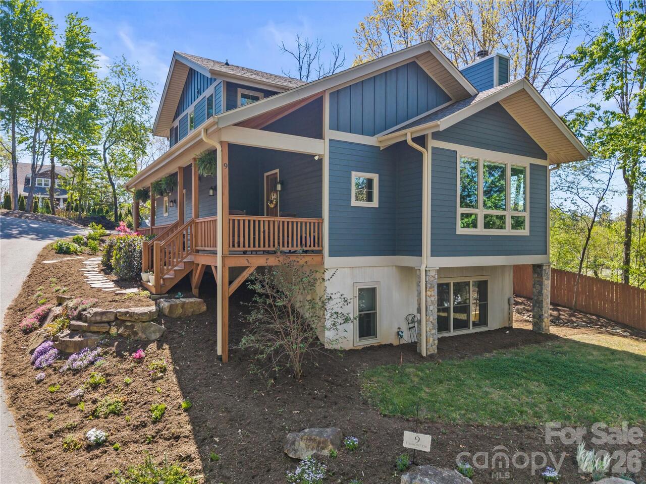 Listing Photo 4