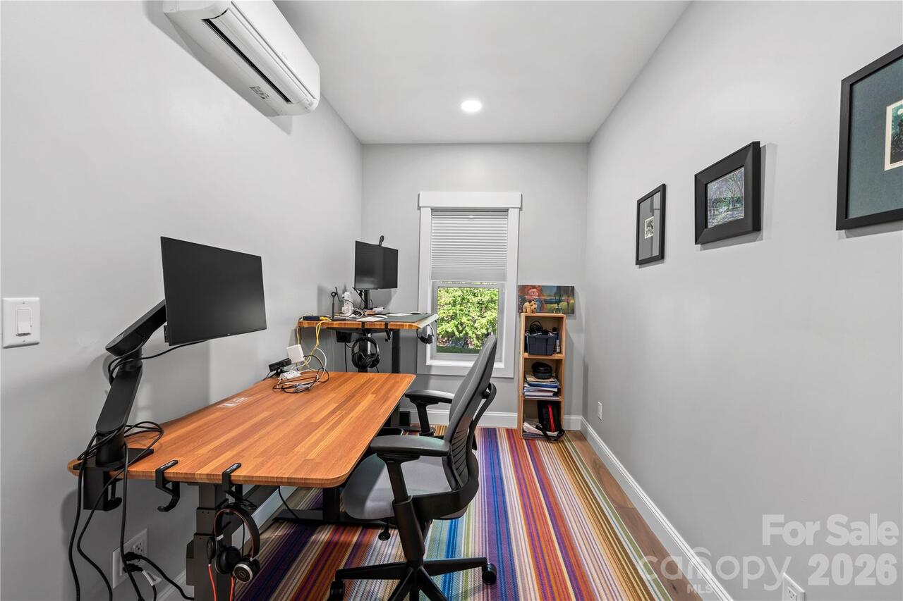 Listing Photo 32