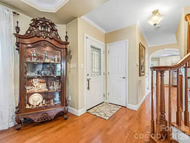 Listing Photo 7