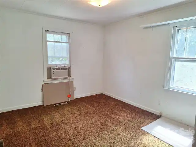 Listing Photo 13