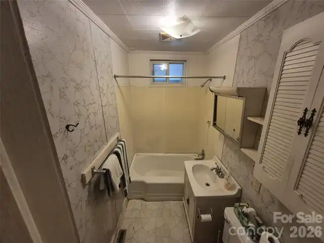 Listing Photo 21