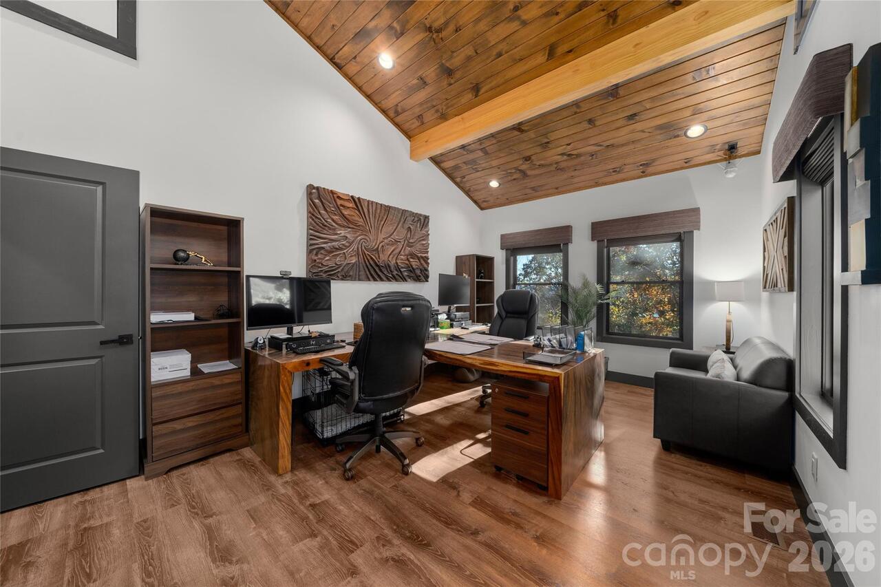 Listing Photo 25