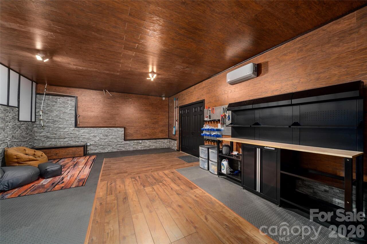 Listing Photo 42