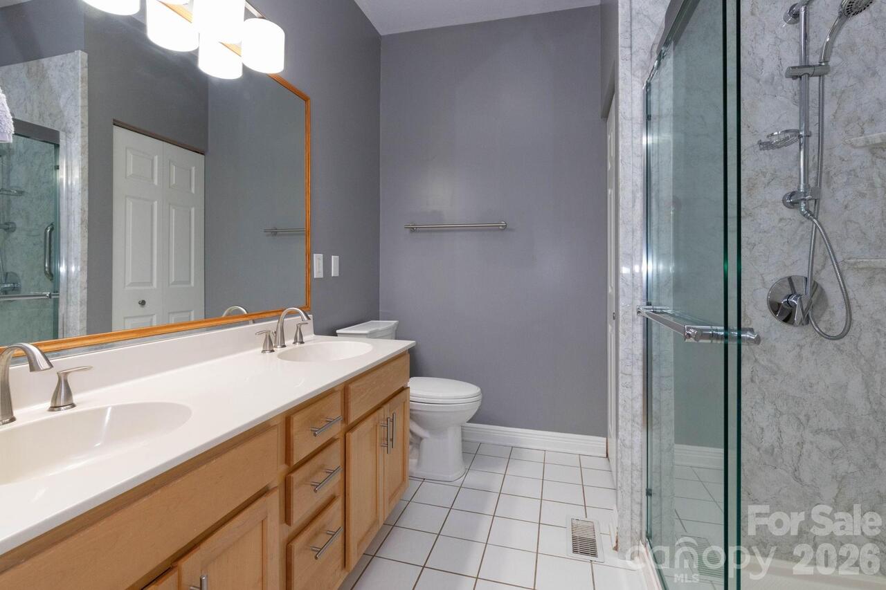Listing Photo 14