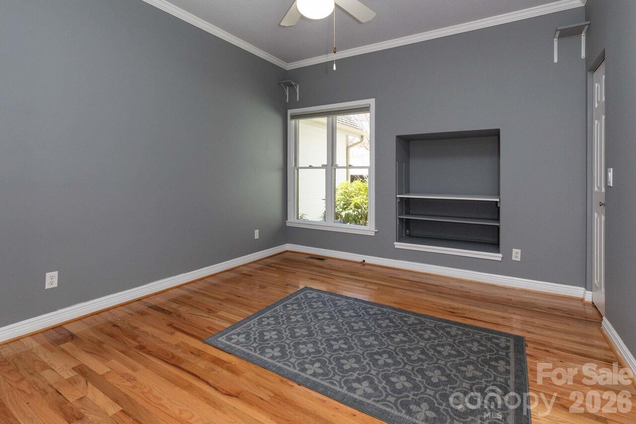 Listing Photo 15