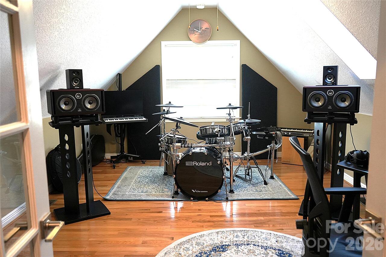 Listing Photo 22