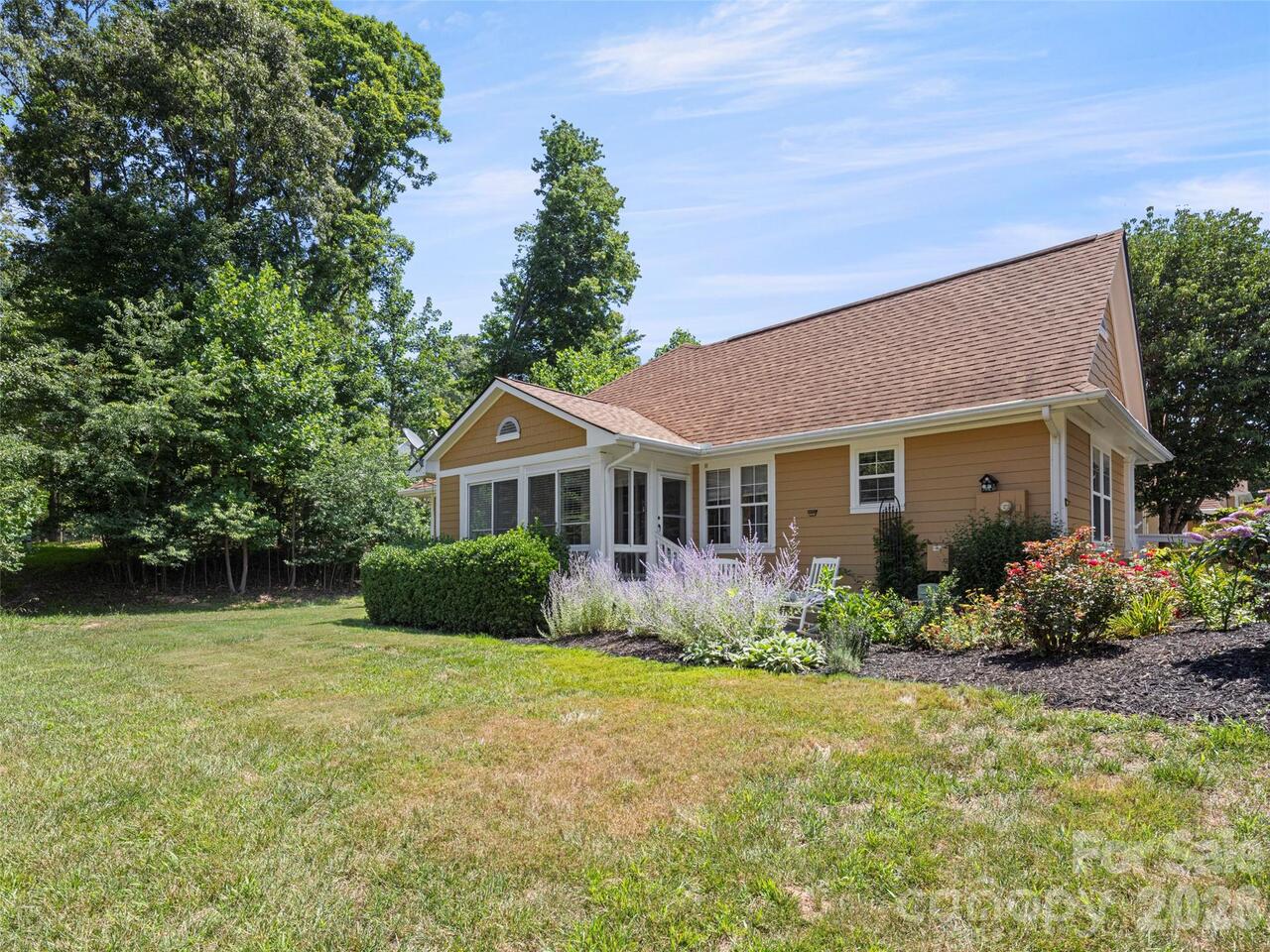 Listing Photo 22