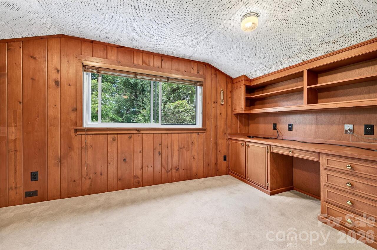 Listing Photo 23