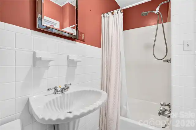 Listing Photo 20