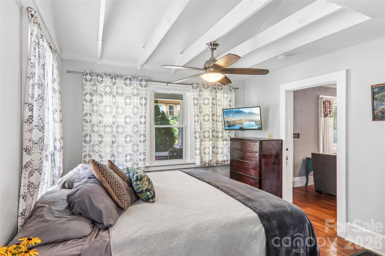 Listing Photo 19