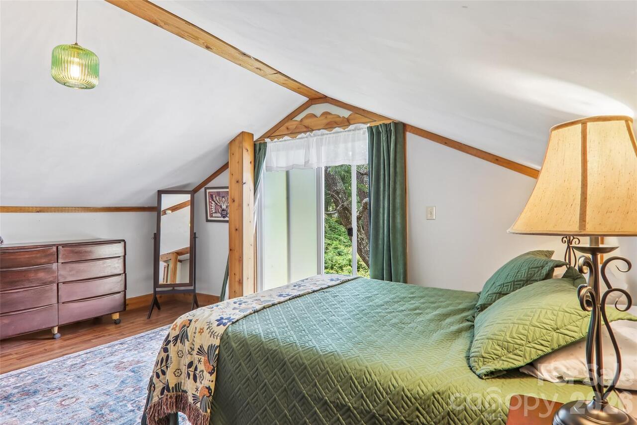 Listing Photo 25
