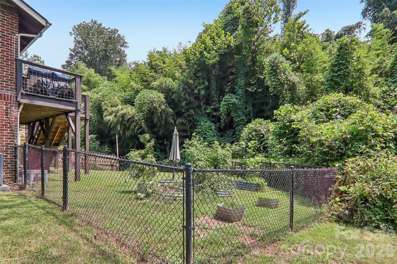 Listing Photo 31