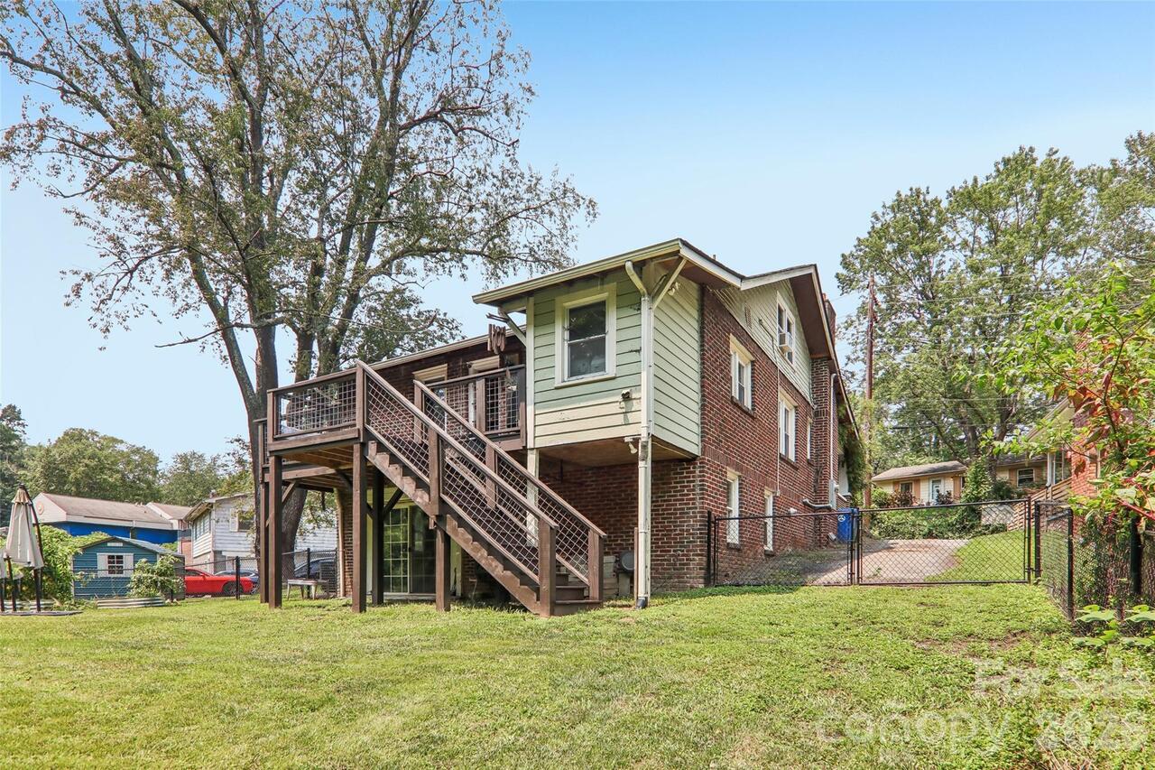 Listing Photo 32