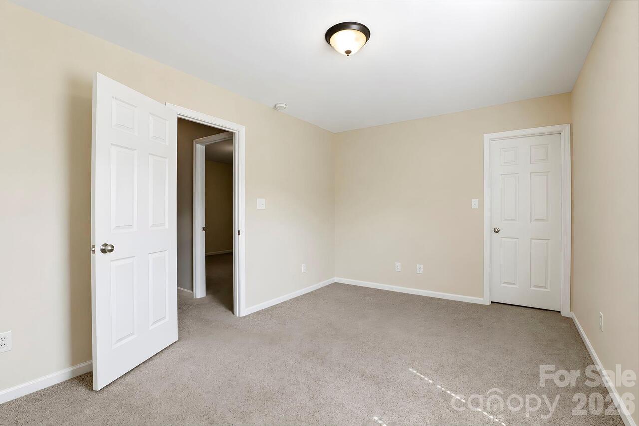 Listing Photo 32