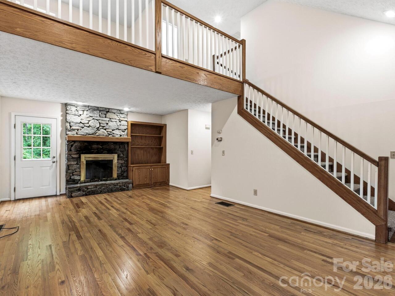 Listing Photo 7