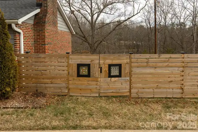 Listing Photo 38