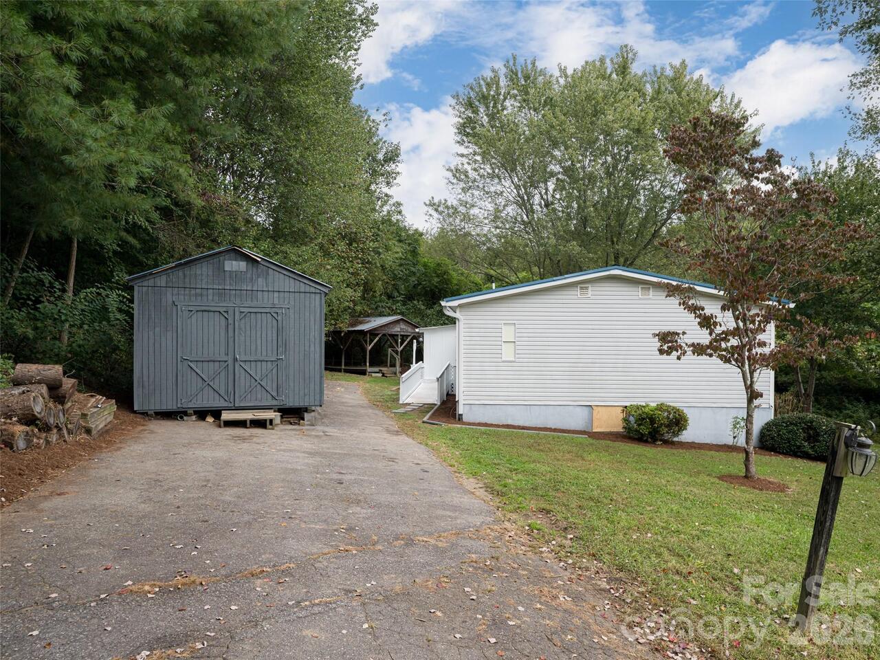 Listing Photo 38