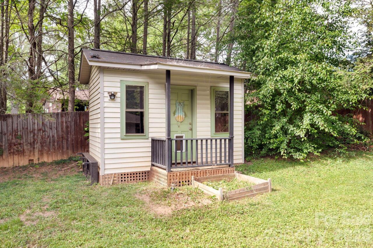 Listing Photo 28