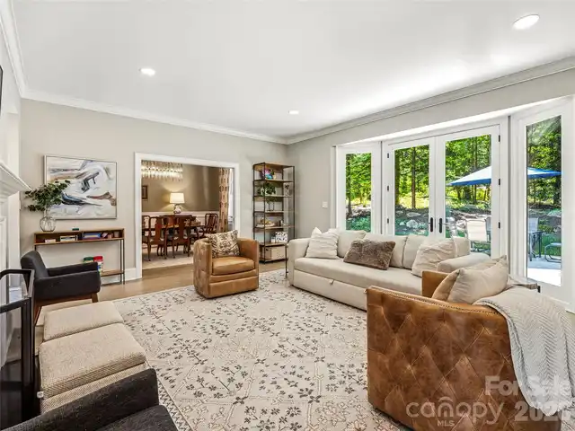 Listing Photo 22