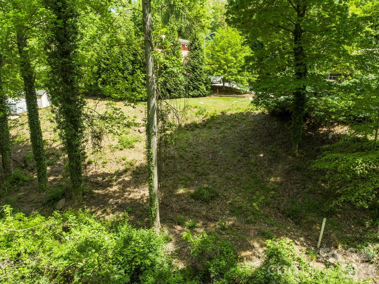 Listing Photo 14
