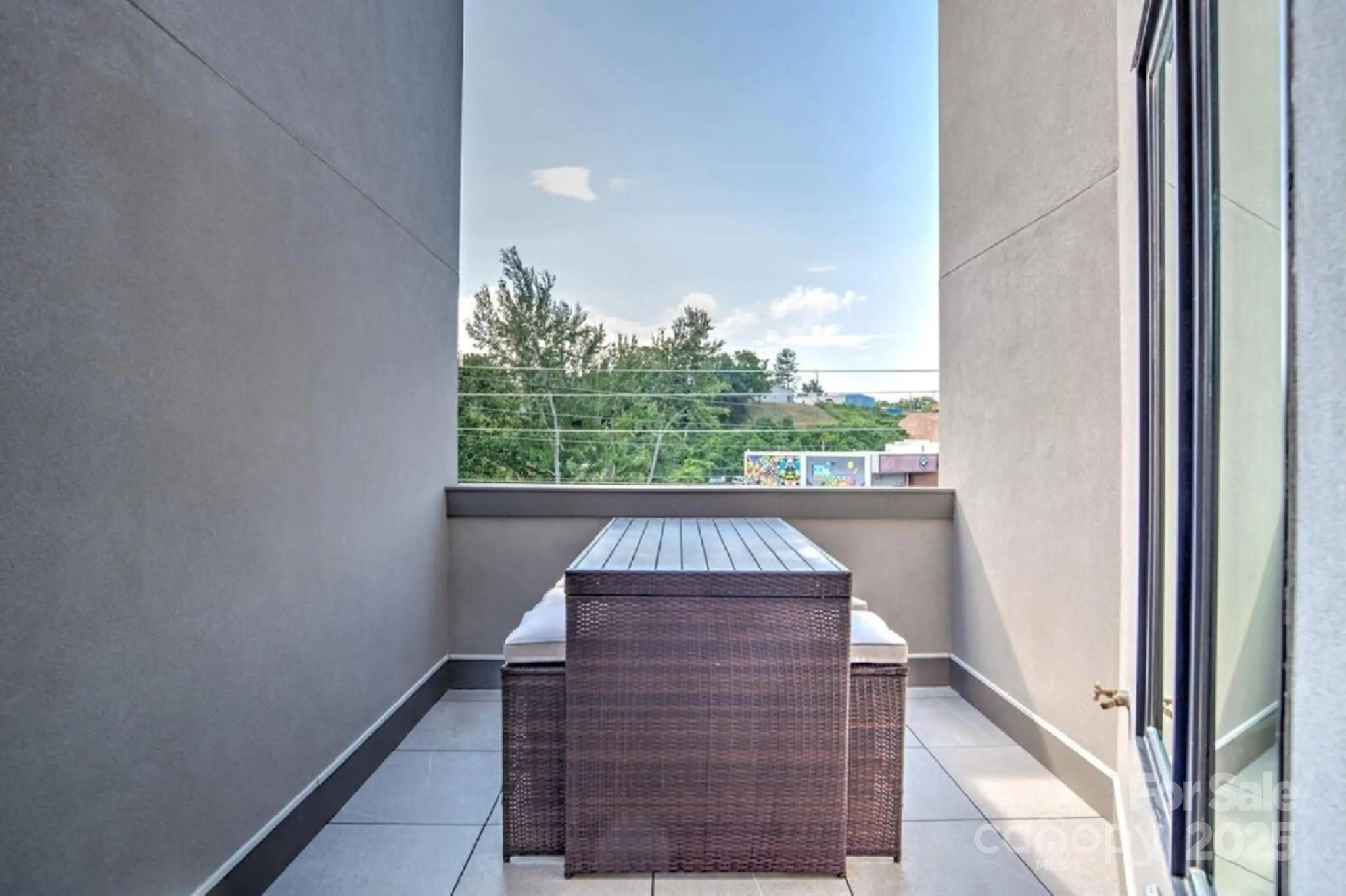 Listing Photo 24
