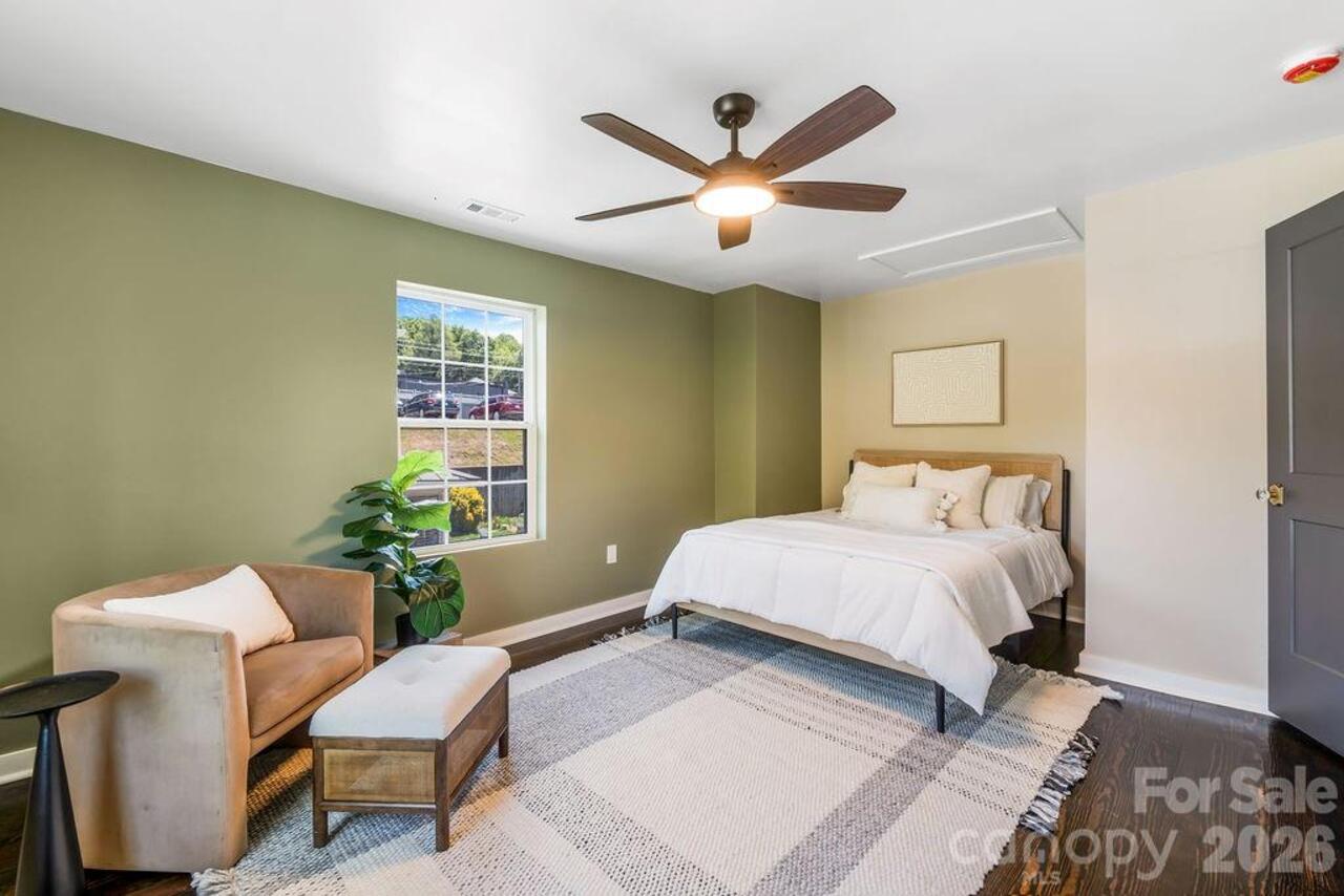 Listing Photo 23