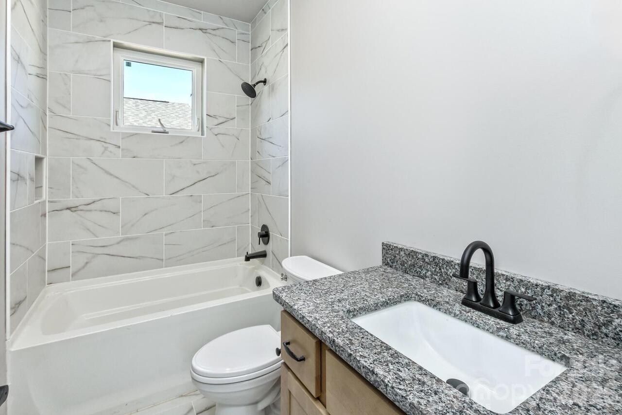 Listing Photo 7