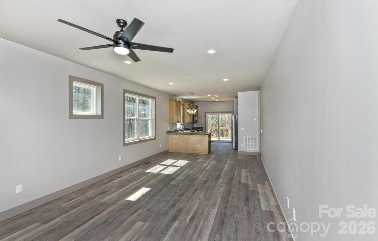 Listing Photo 13