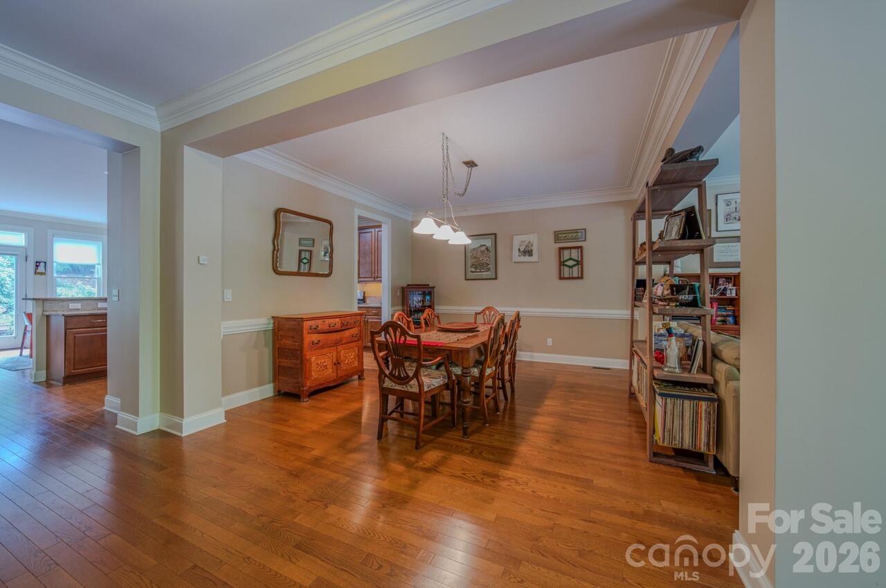 Listing Photo 13