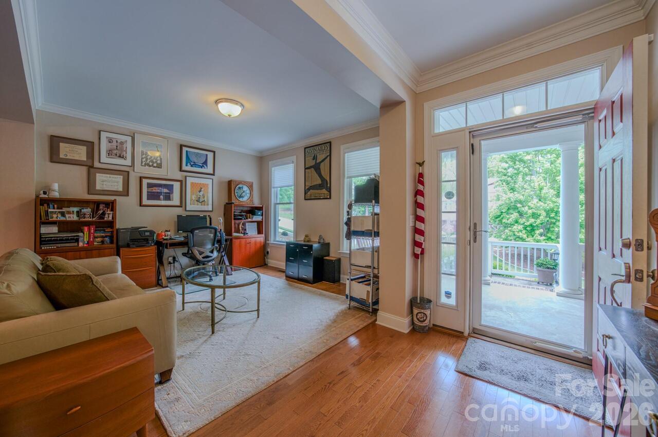 Listing Photo 15