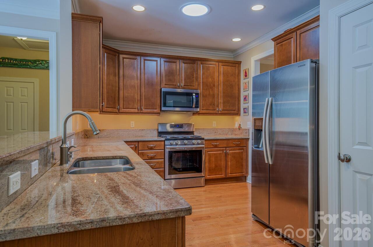 Listing Photo 18