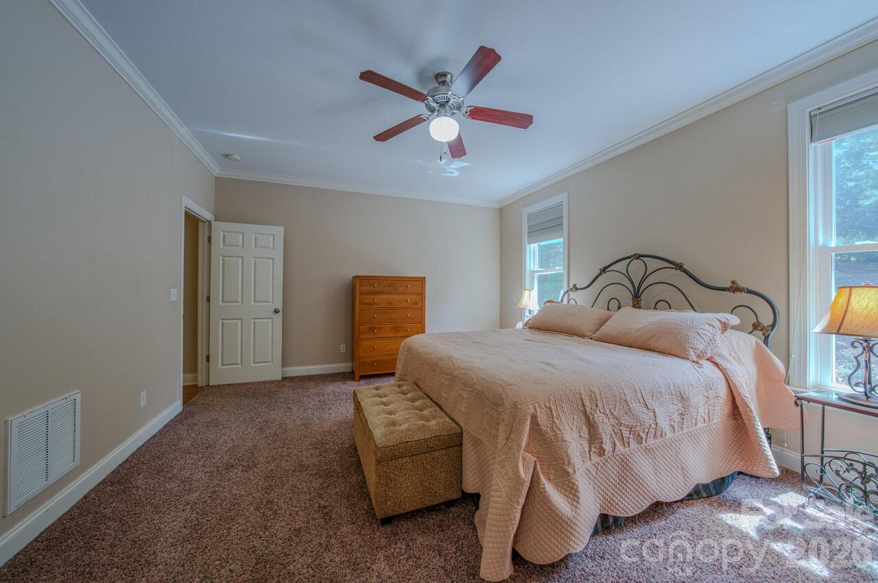 Listing Photo 27