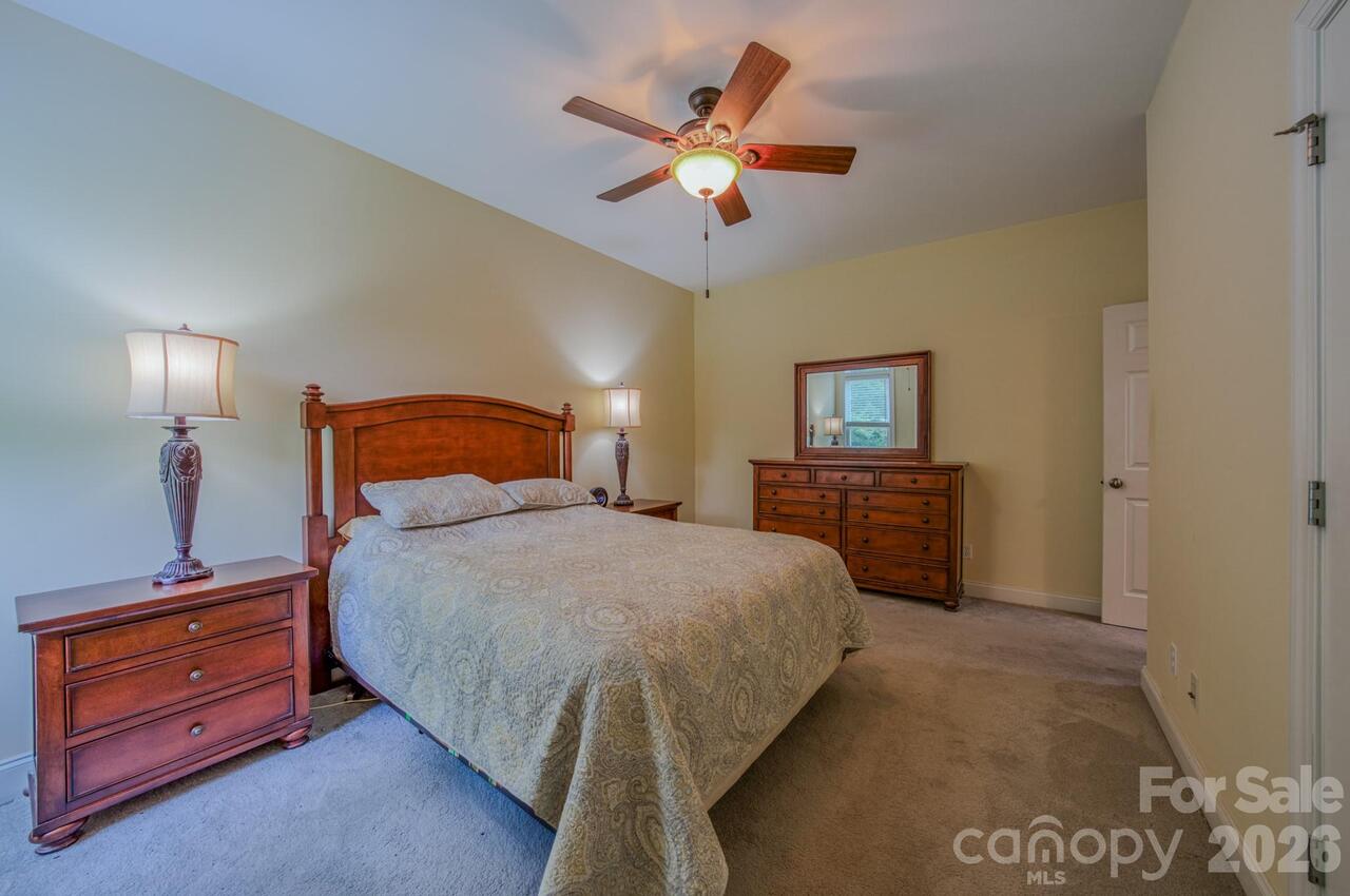 Listing Photo 32