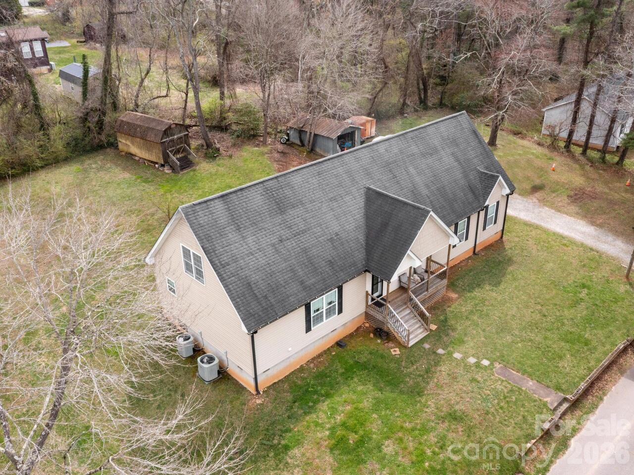 Listing Photo 8