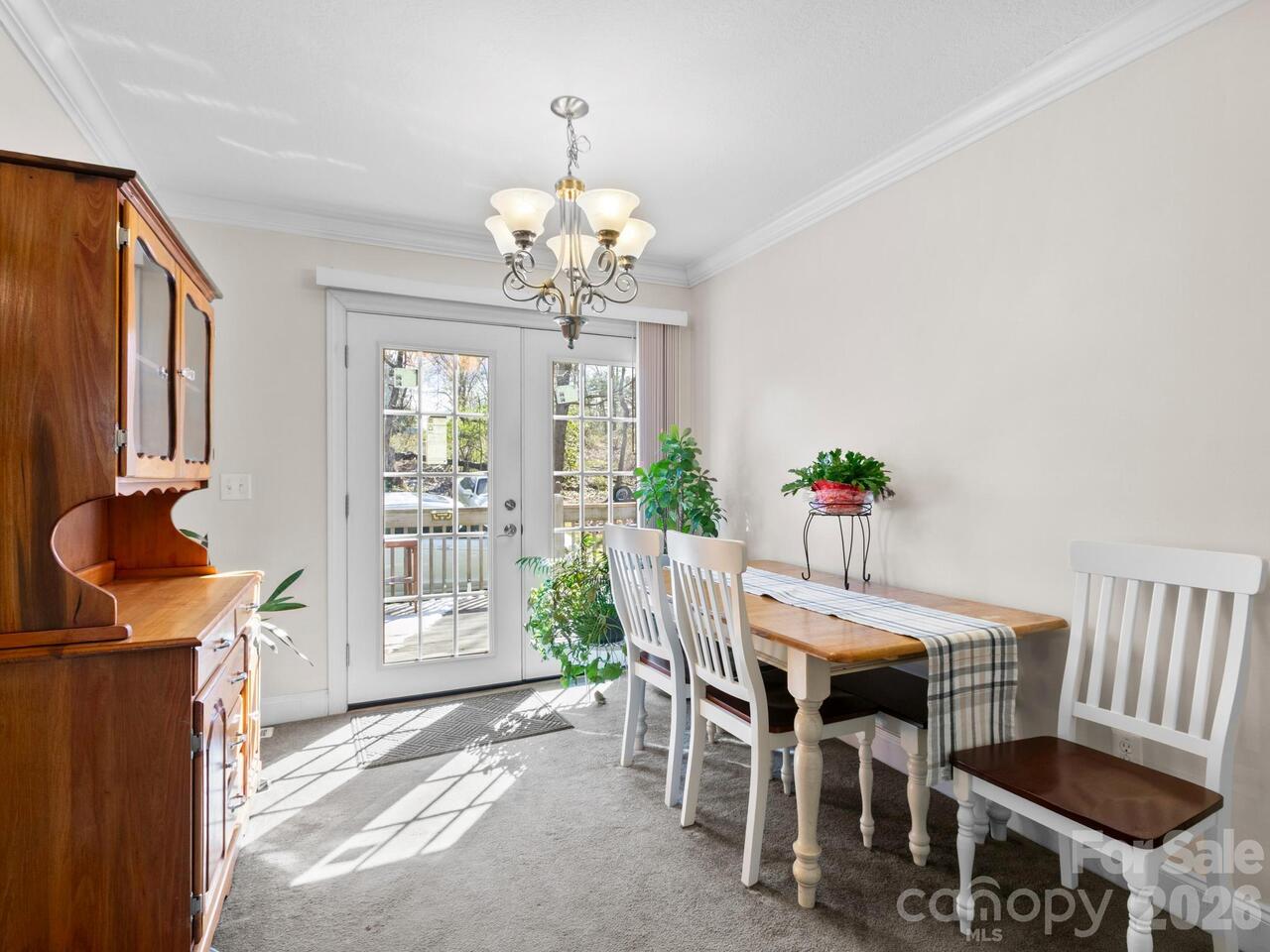 Listing Photo 14