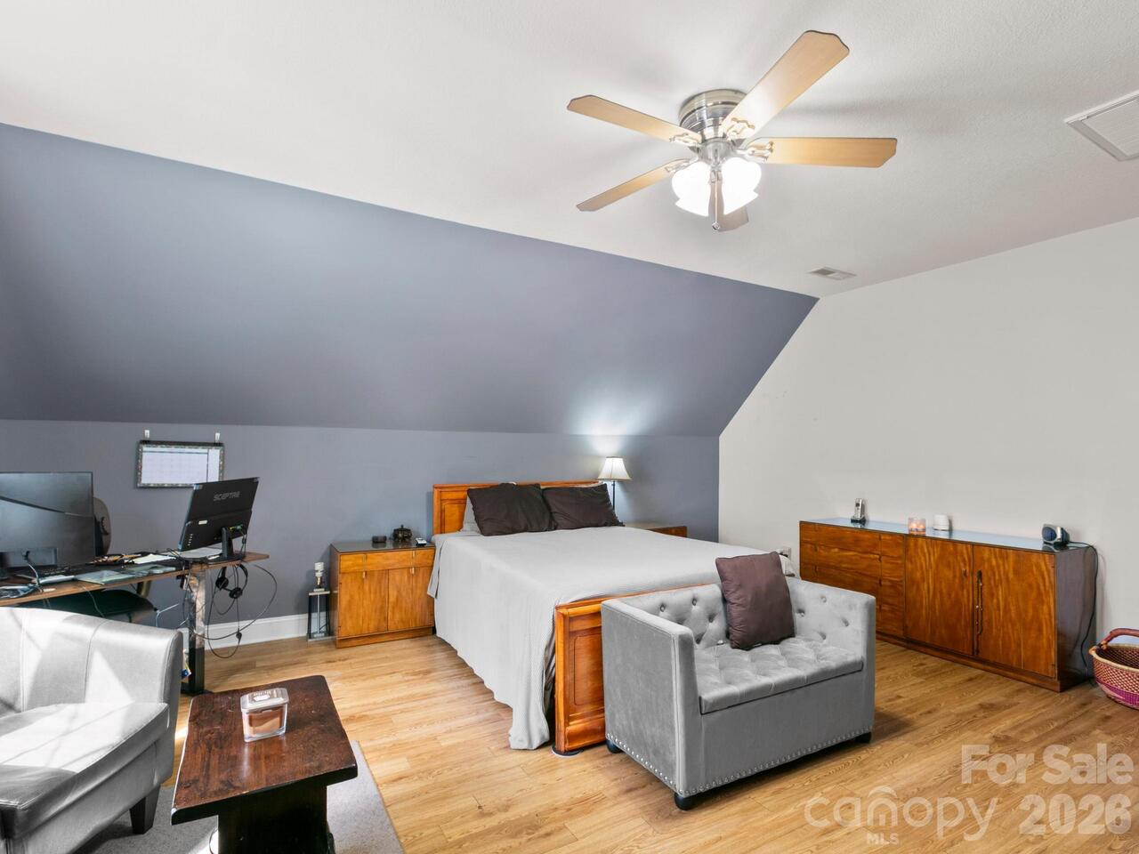 Listing Photo 25