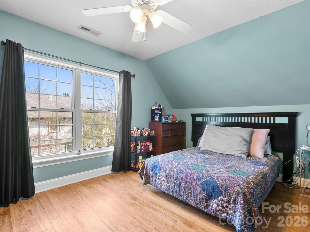 Listing Photo 28
