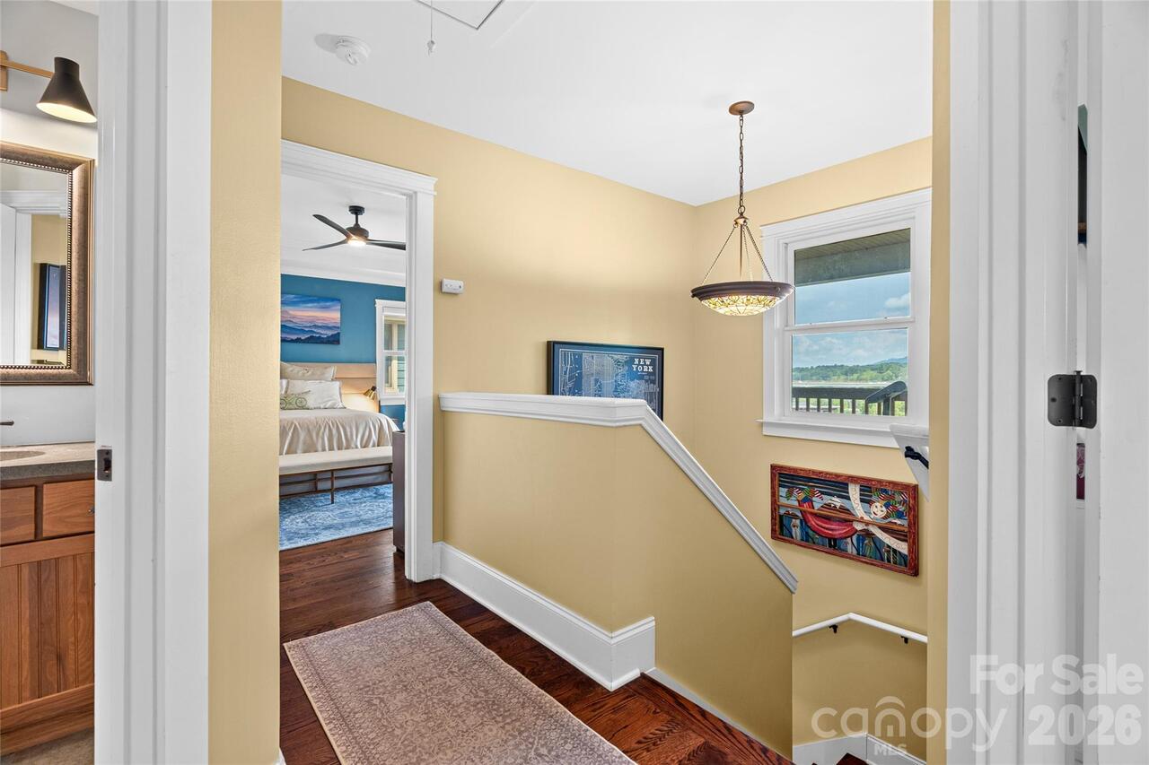 Listing Photo 14