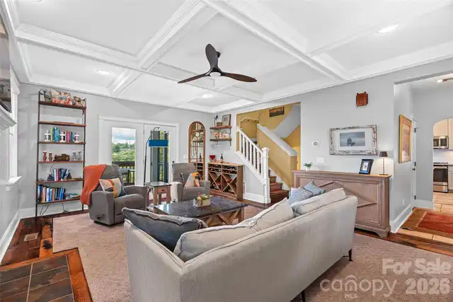 Listing Photo 7