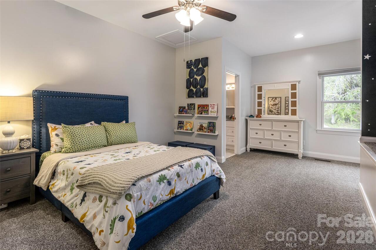 Listing Photo 25