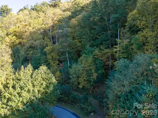 Listing Photo 17
