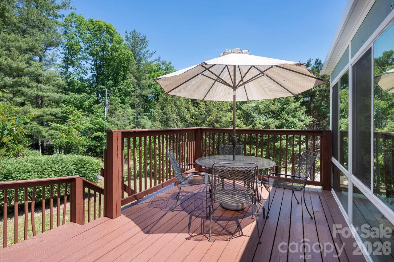 Listing Photo 15