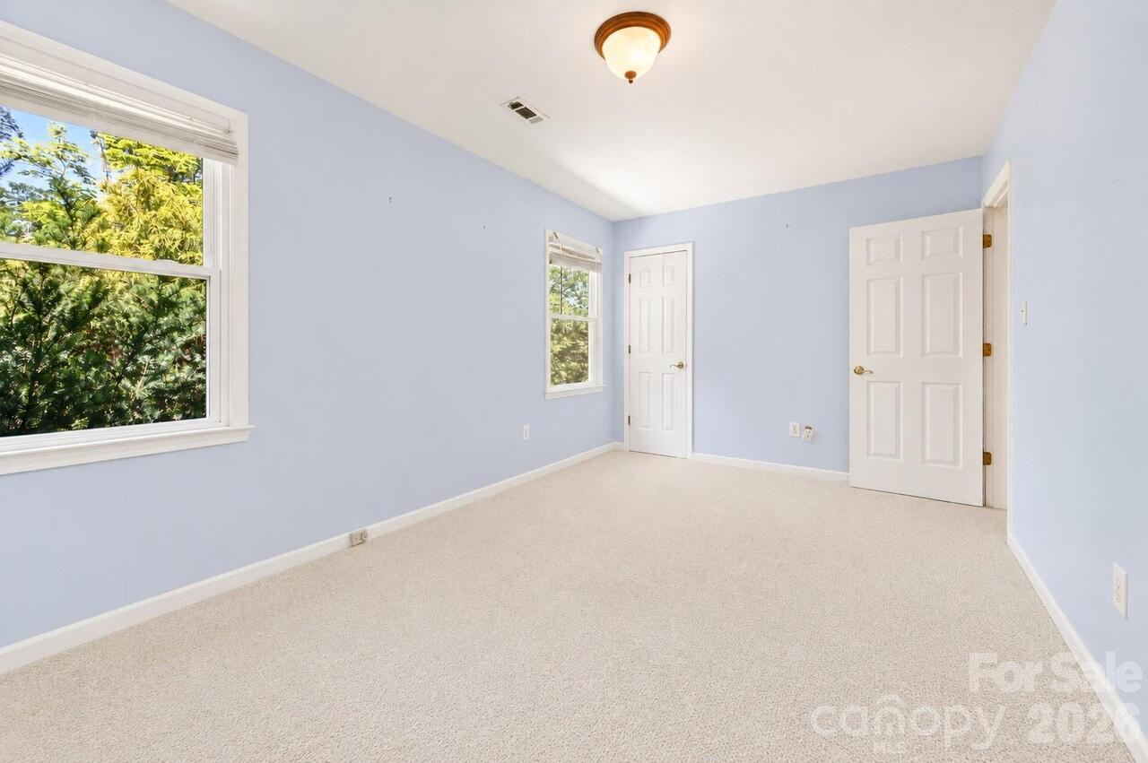 Listing Photo 20