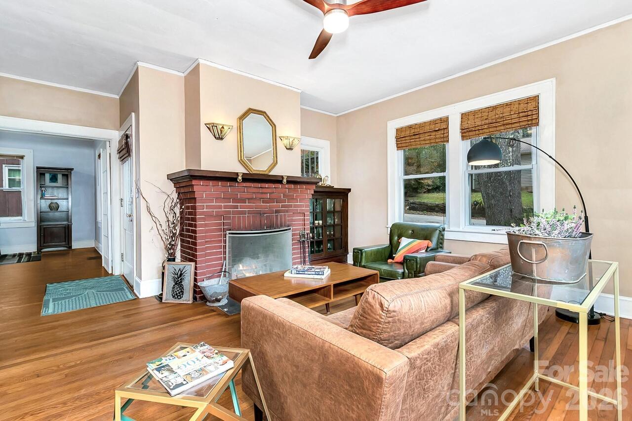 Listing Photo 7