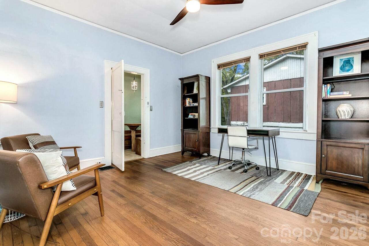 Listing Photo 15